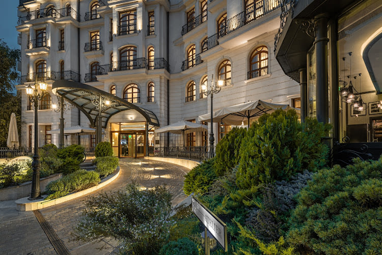 Epoque Hotel