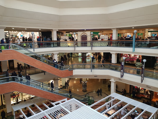 Unicenter Shopping