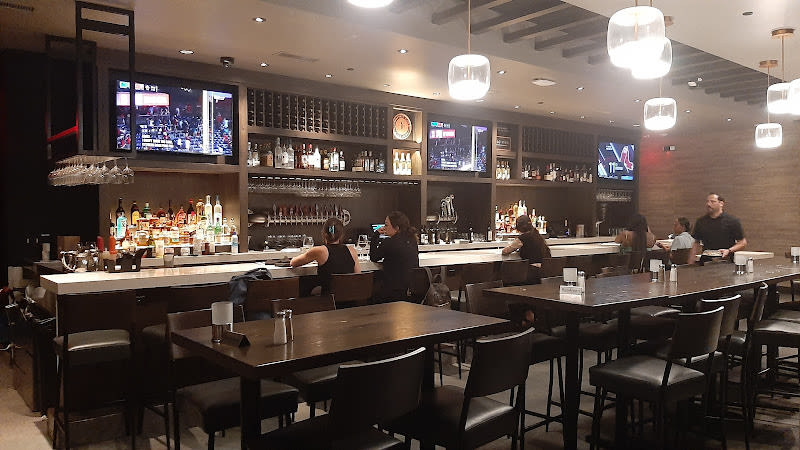 Cooper's Hawk Winery & Restaurant- Chandler