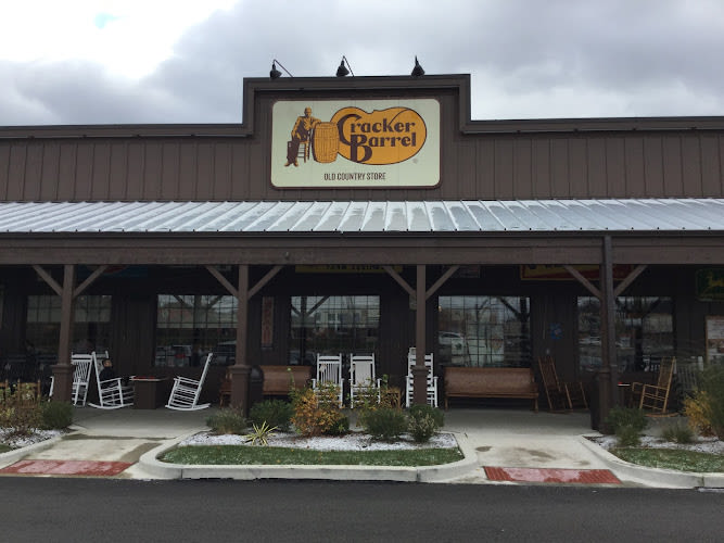 Cracker Barrel Old Country Store