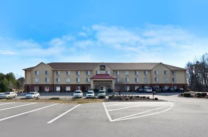 Best Western Windsor Inn & Suites