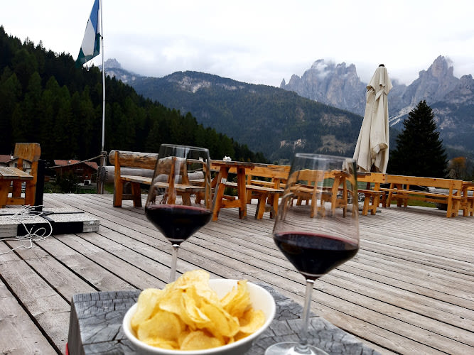 Dolomites Geyser Restaurant Apres Ski