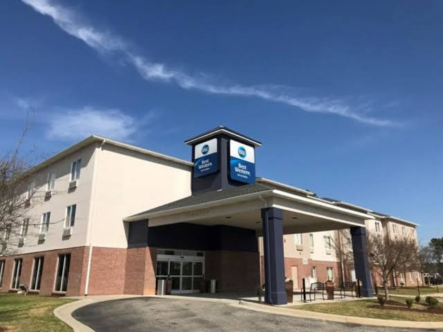 Best Western Dothan Inn & Suites