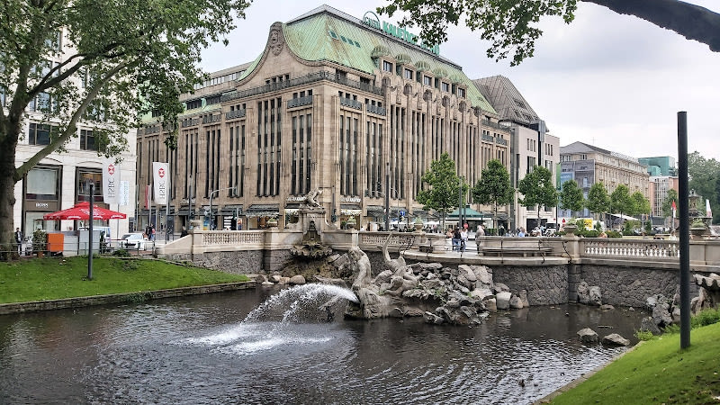 Tritonenbrunnen