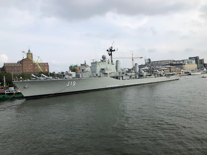 HMS Småland J19