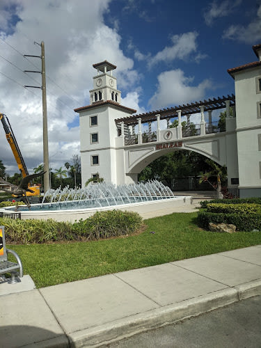 Hialeah Entrance Plaza