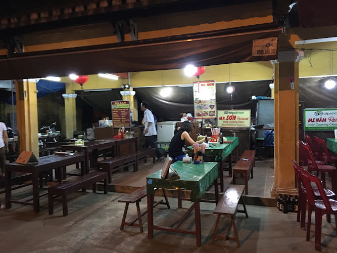 Mr. Sơn Restaurant