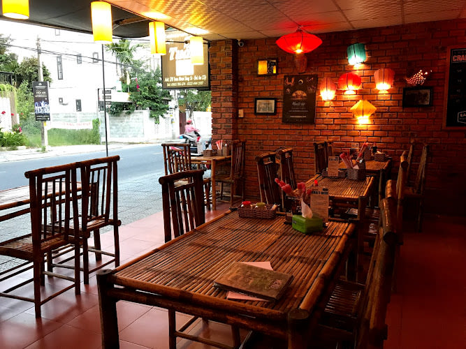 Restaurant & Cafe Tuấn Rich Flavor of Hoi An Vietnamese Familly Restaurant