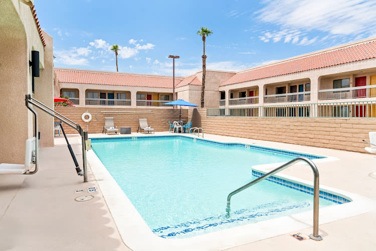 Signature Inn Indio I-10