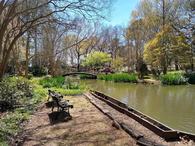 Mynelle Gardens Arboretum & Botanical Center