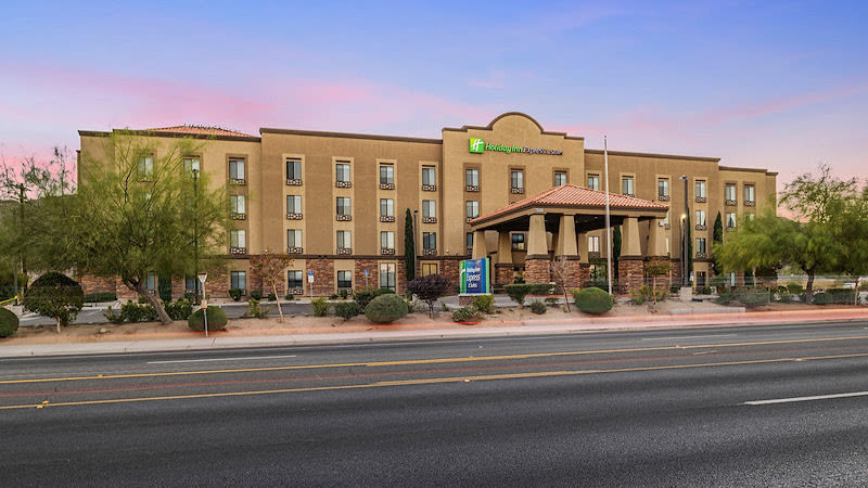Holiday Inn Express & Suites Twentynine Palms- Joshua Tree, an IHG Hotel