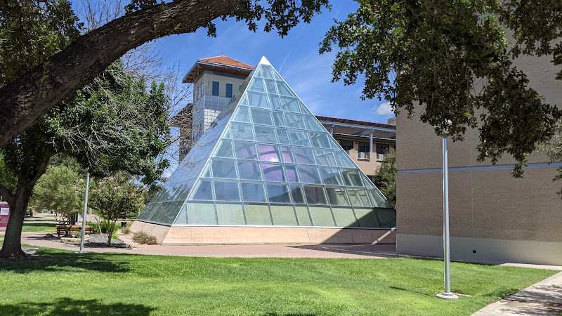 TAMIU Planetarium