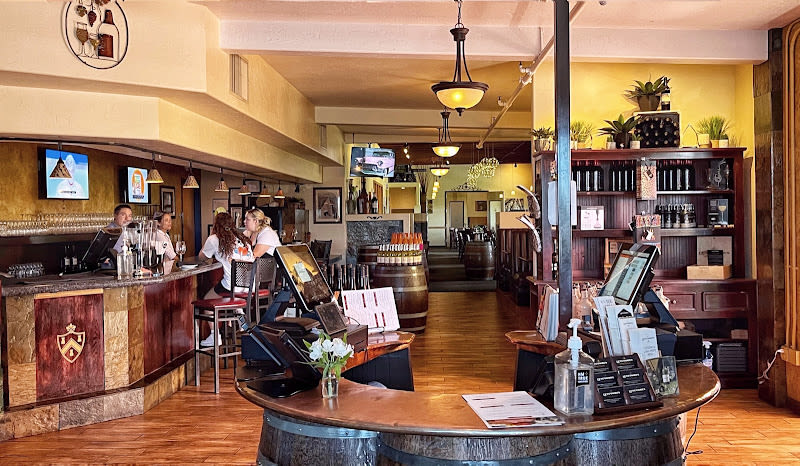 D. H. LESCOMBES WINERY & BISTRO