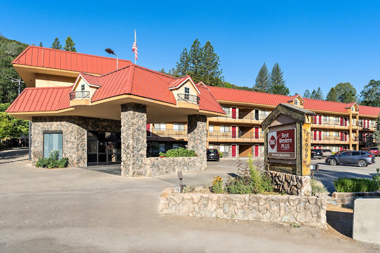 Best Western Plus Yosemite Way Station Motel