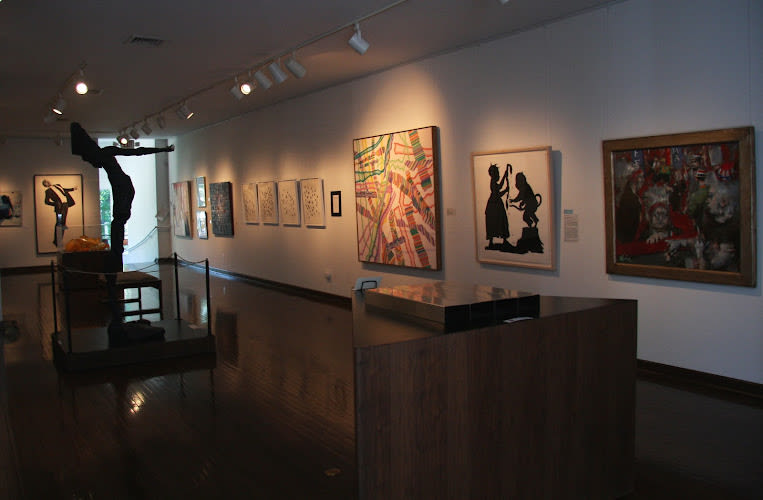 Charles H. MacNider Art Museum