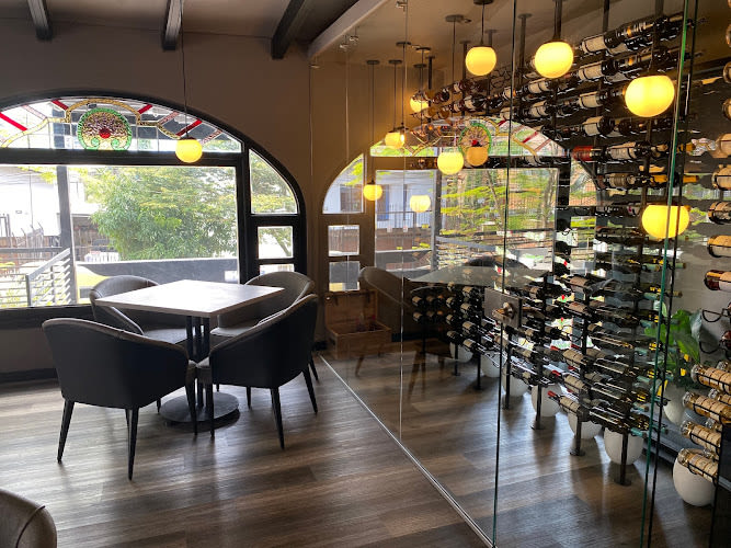 Restaurante Okus