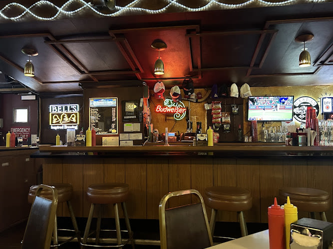 Matt's Bar and Grill