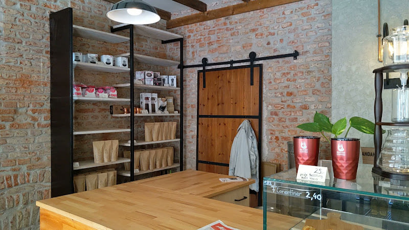 stray coffee roasters