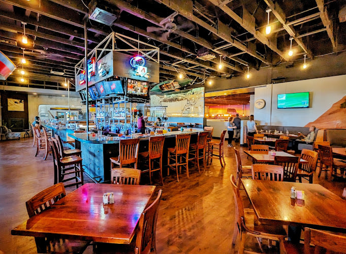 Dam Bar & Grille