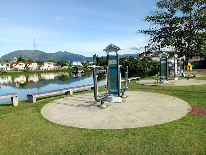 Thetsaban Tambon Kathu Park