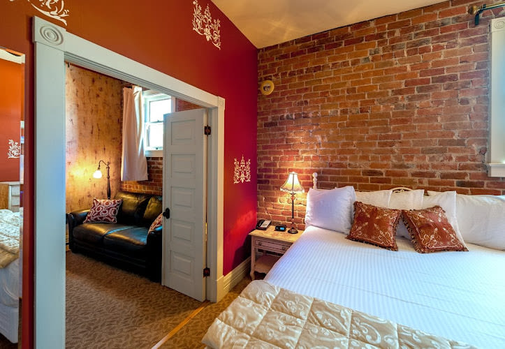 The Grand Highland Hotel