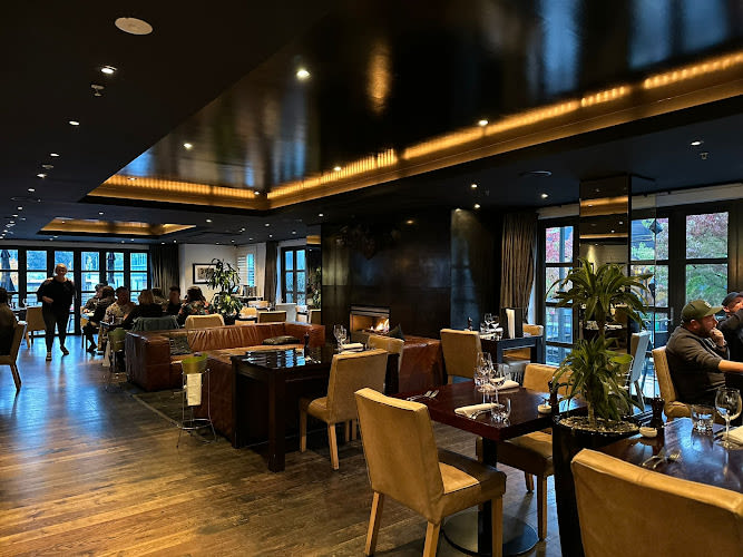 Jervois Steak House