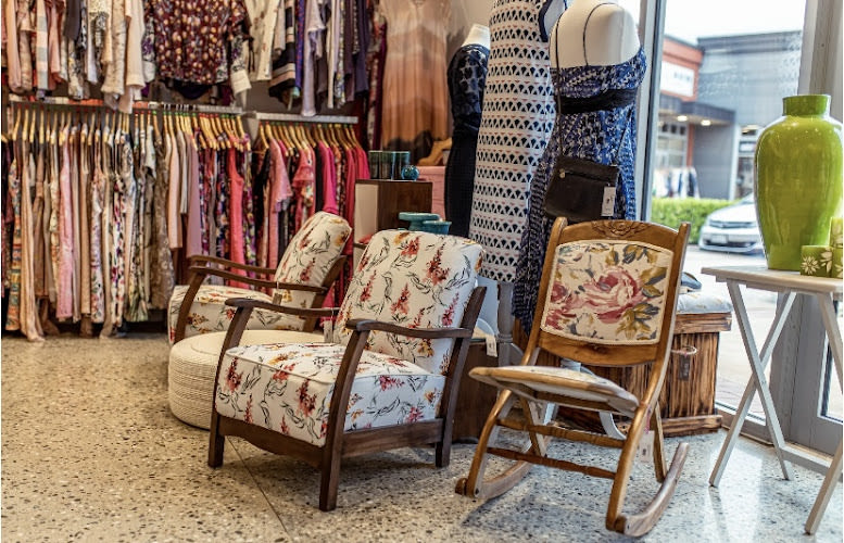 The Walk in Wardrobe - Frankton