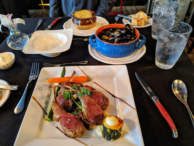 Le Chat Noir French Restaurant