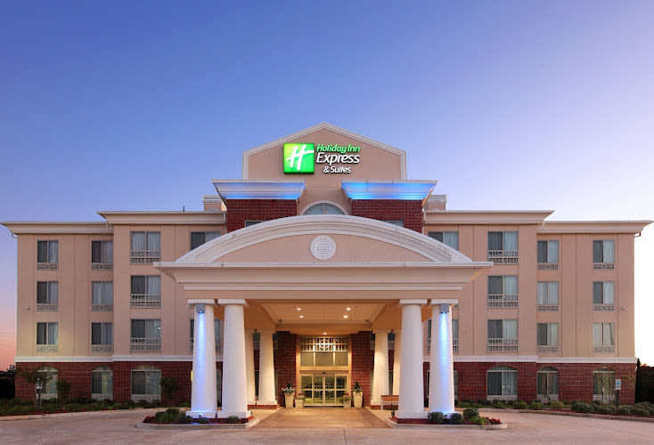 Holiday Inn Express & Suites Shreveport South - Park Plaza, an IHG Hotel