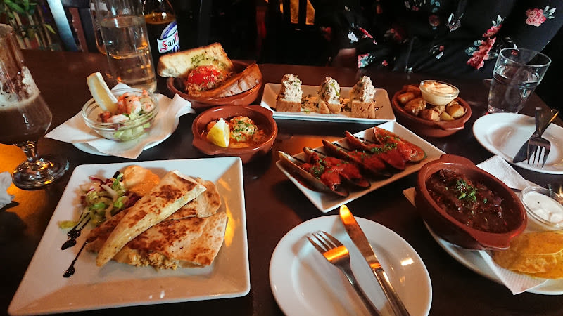 Mondo Tapas Bar & Restaurant