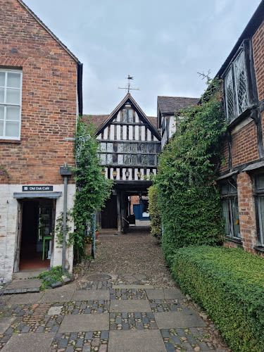 National Trust - Greyfriars House and Garden