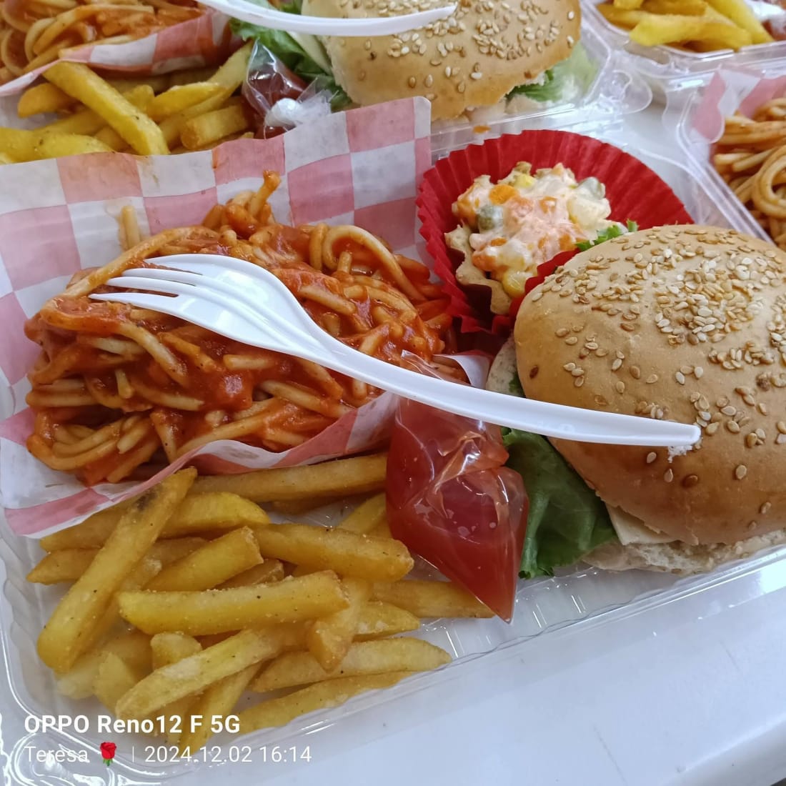 Emilios Pizzas y Pastas - Servicio de platillos para eventos