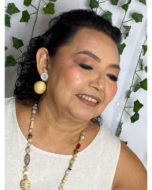 Valeria Makeup Artist - Maquillaje y peinados profesionales