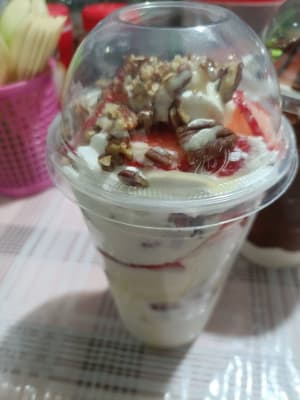 Frapperia Pau&Val - Frappes y Fresas con Crema