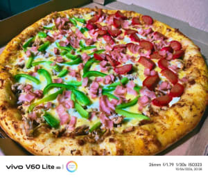Burgos Pizza - Orilla de queso gratis los martes