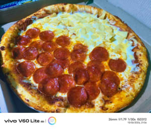 Burgos Pizza - Orilla de queso gratis los martes