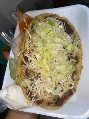 Antojitos - Villa Bonita