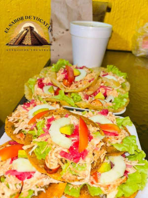 El Sabor de Yucatán - Antojitos Tuchtecos