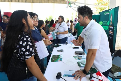 Más de 5 mil becas abrirán nuevas oportunidades para las juventudes de Mérida