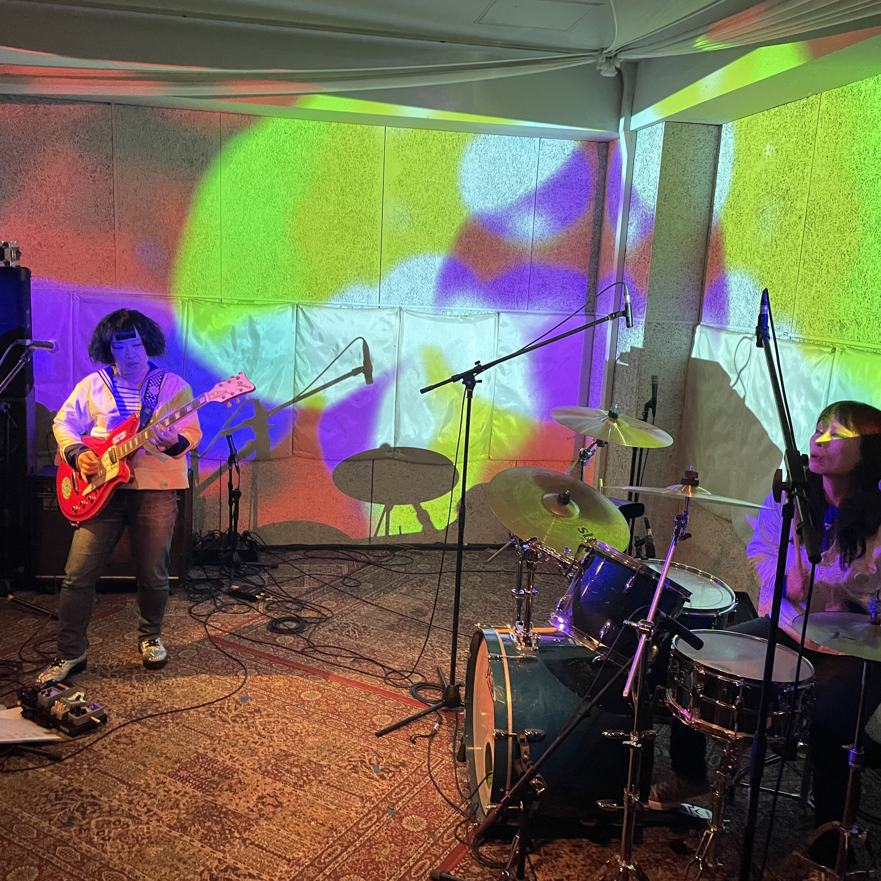 トゥインクループ(TWINKLOOP)