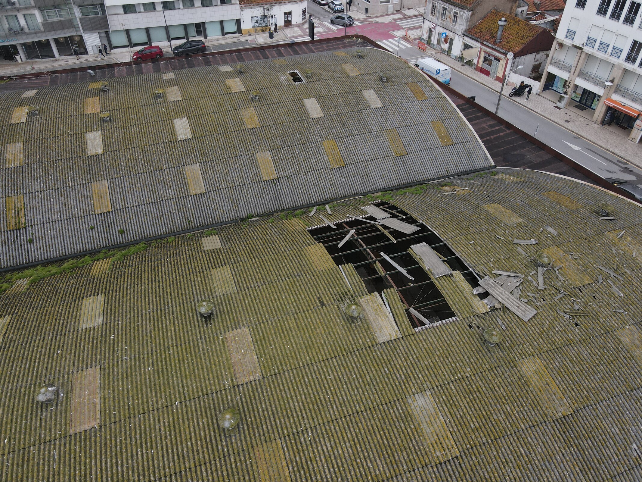 Mercado Municipal transferido provisoriamente para o Centro Cultural por razões de segurança