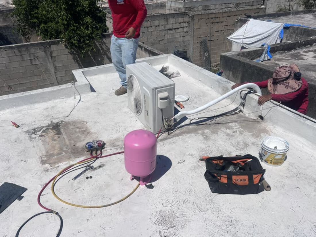 Foto 1 de 5, Imagen de Mantenimiento de Aire Acondicionado, ¿ya No Enfría Bien