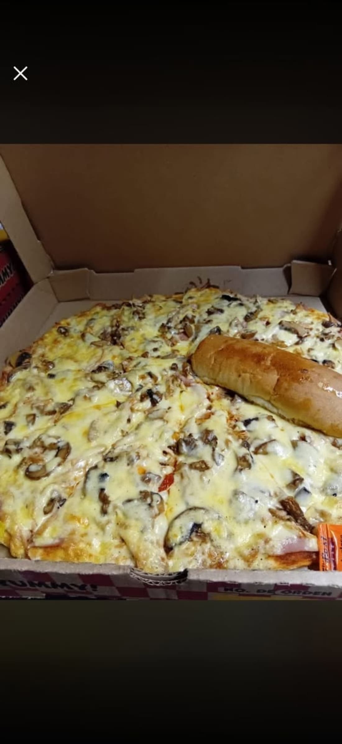 Foto 1 de 3, Imagen de Pizzas Caseras - Orilla de Queso $15