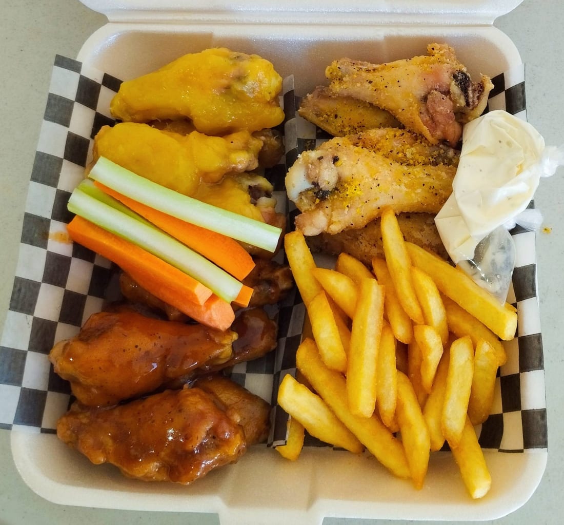 Foto 1 de 4, Imagen de Alitas y Boneless con Paquetes Especiales