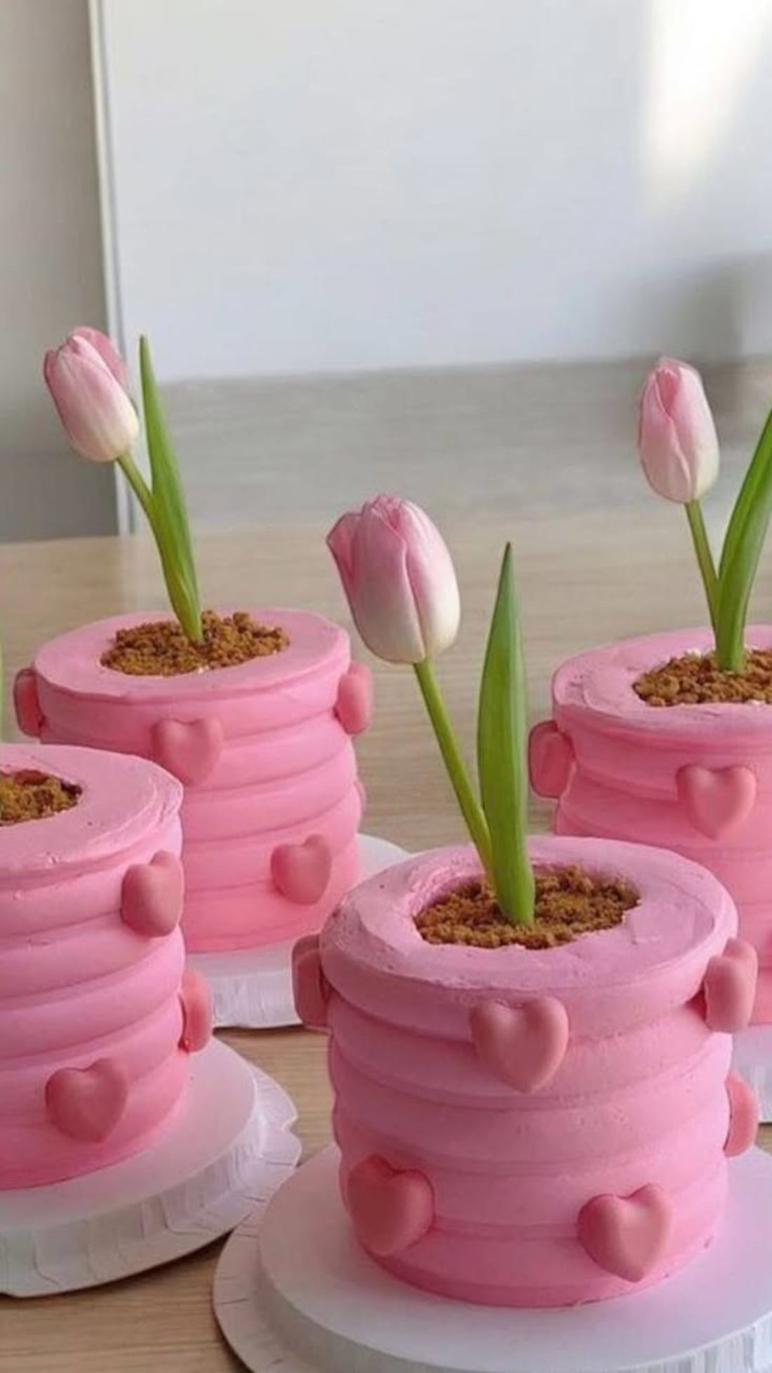 Foto 1 de 2, Imagen de Curso de Pastel Maceta con Merengue y Fondant
