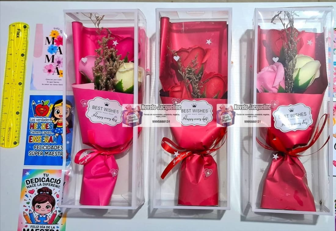 Foto 1 de 3, Imagen de Ramo de Rosas de Jabón, Detalle para Mamá