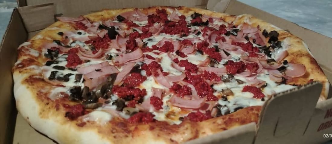 Foto 1 de 2, Imagen de Pizzería Fuego, Lun vie Desde las 5 Pm, Pedidos al Whatsapp