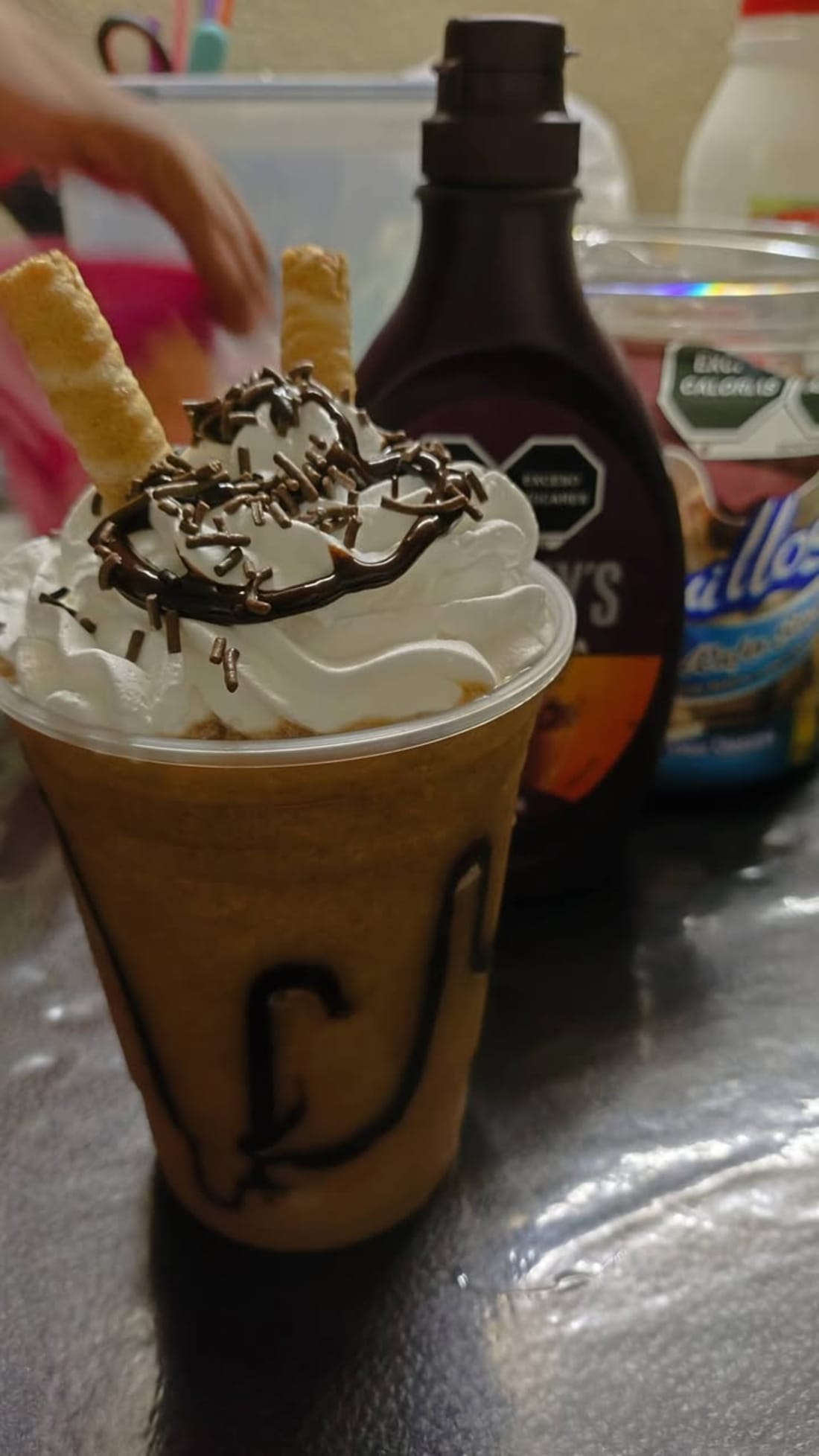Foto 1 de 4, Imagen de Rayito's Frappé & Burger, Frío Desde Temprano