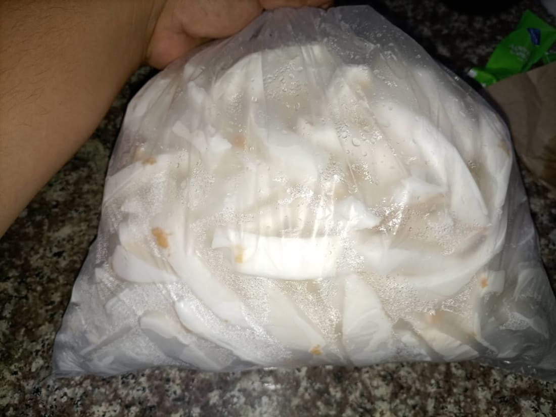 Foto 1 de 5, Imagen de Carnitas de Coco y Bolis de Coco, $45 Bolsa, $20 Boli