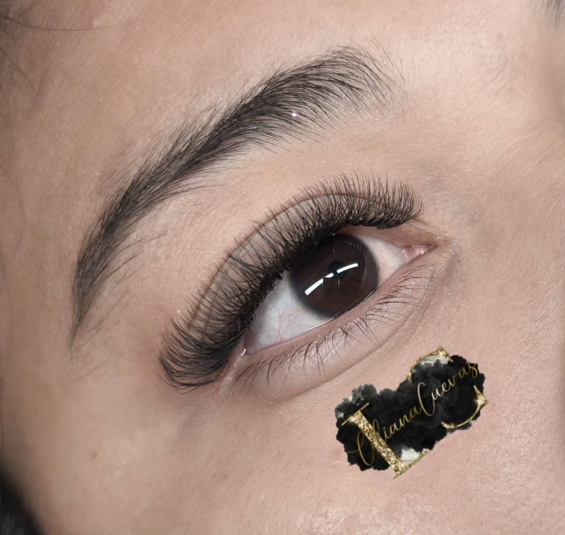 Foto 1 de 5, Imagen de Extensiones de Pestañas Híbridas $450, Promo Día de las Madres